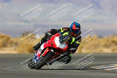 media/Jan-09-2022-SoCal Trackdays (Sun) [[2b1fec8404]]/Turn 16 (11am)/